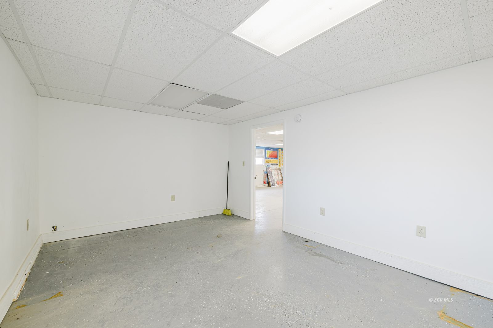 824 Poplar Street Property Photo 16