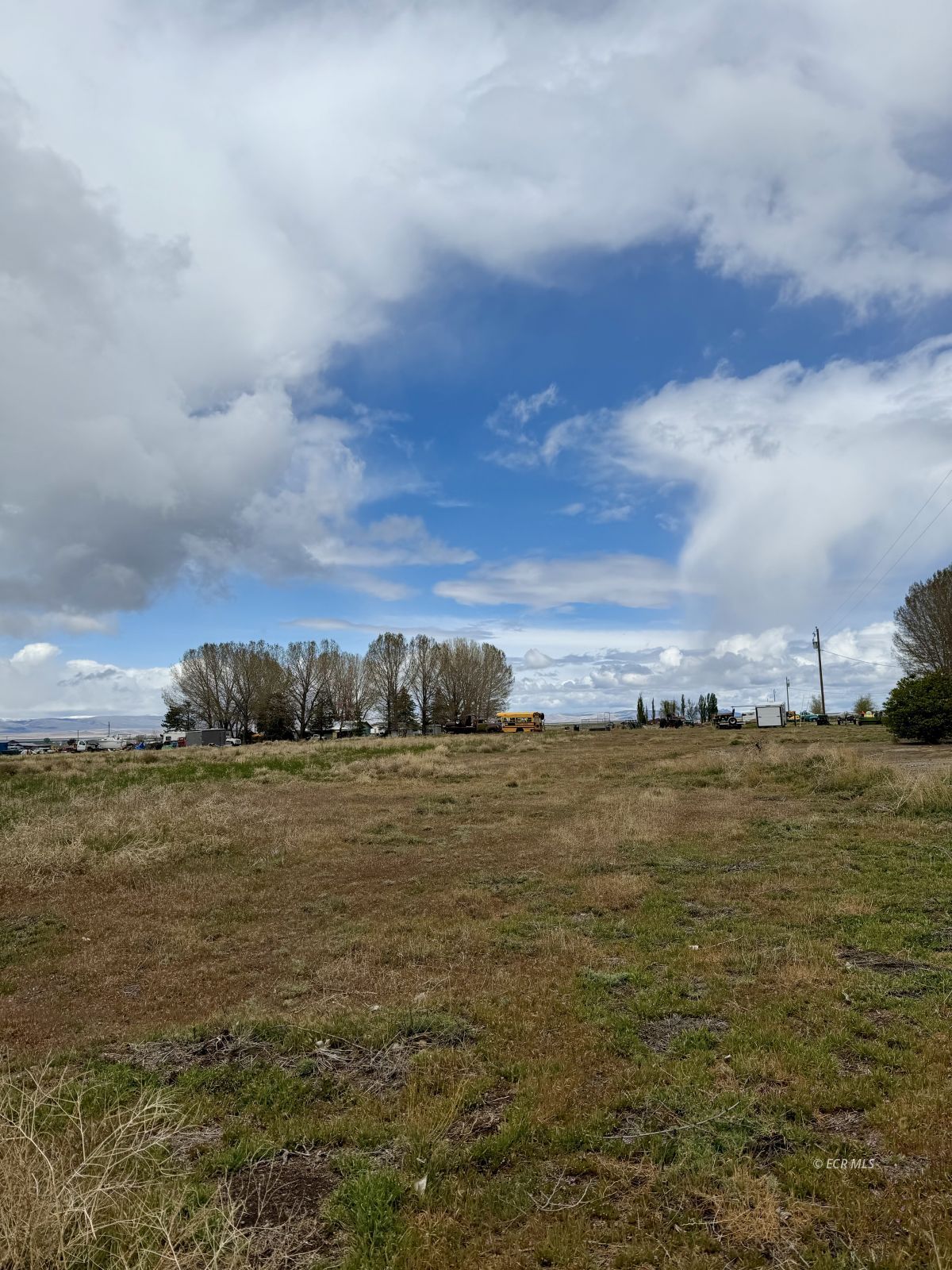 1 Sawtooth Way Property Photo 8