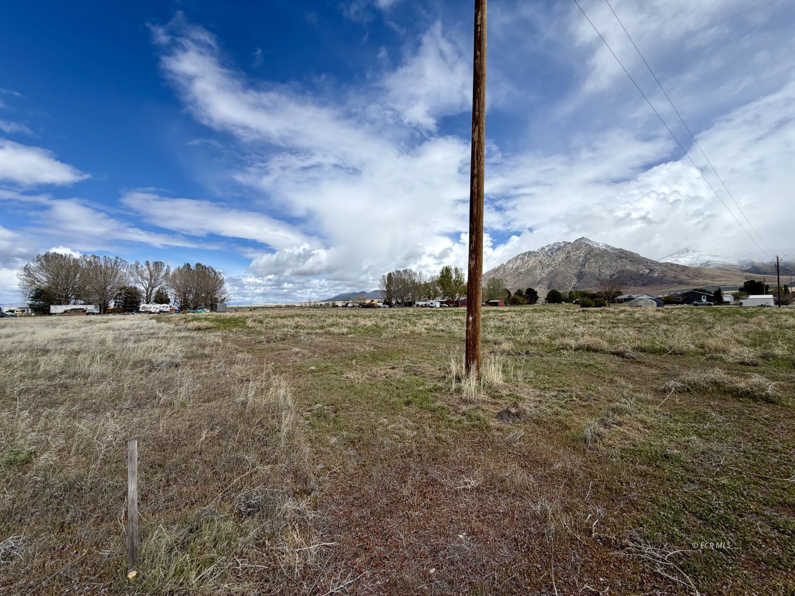 1 Sawtooth Way Property Photo 16