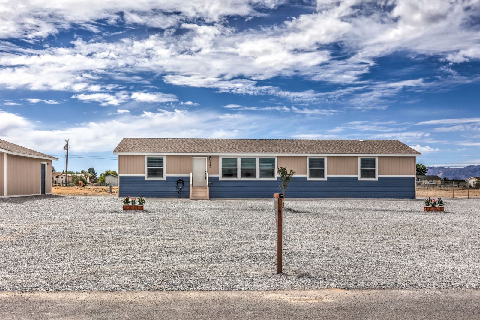 381 E Pechstein Drive