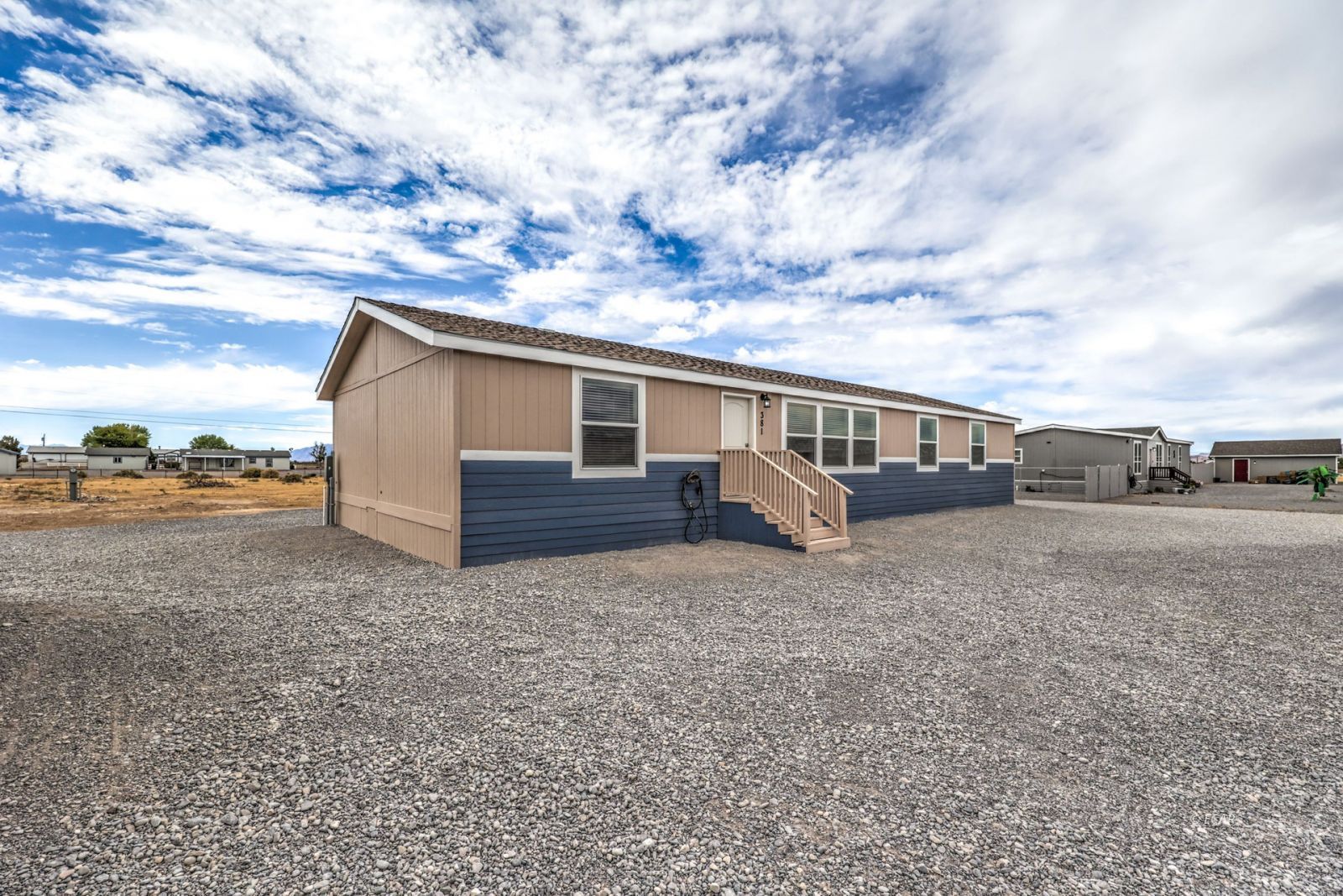 381 E Pechstein Drive Property Photo 4