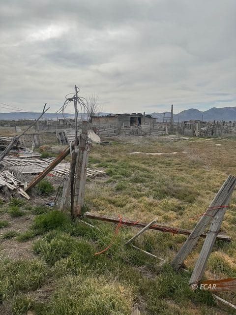 1834 1825 East Property Photo 2