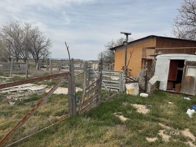 1834 1825 East Property Photo 8