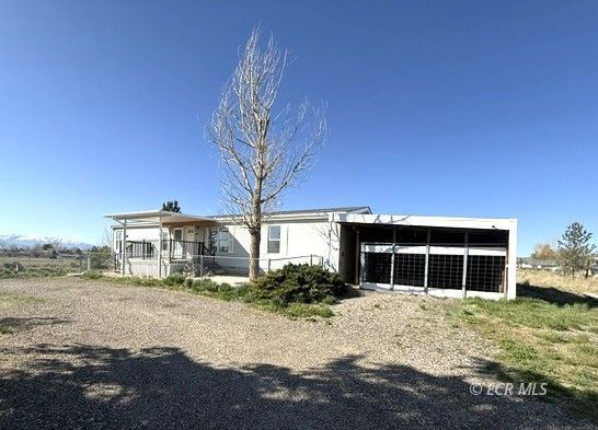 439 Jasper Drive Property Photo 2