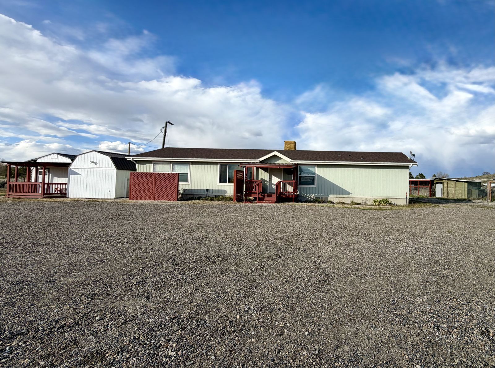 164 Martin Avenue Property Photo 2