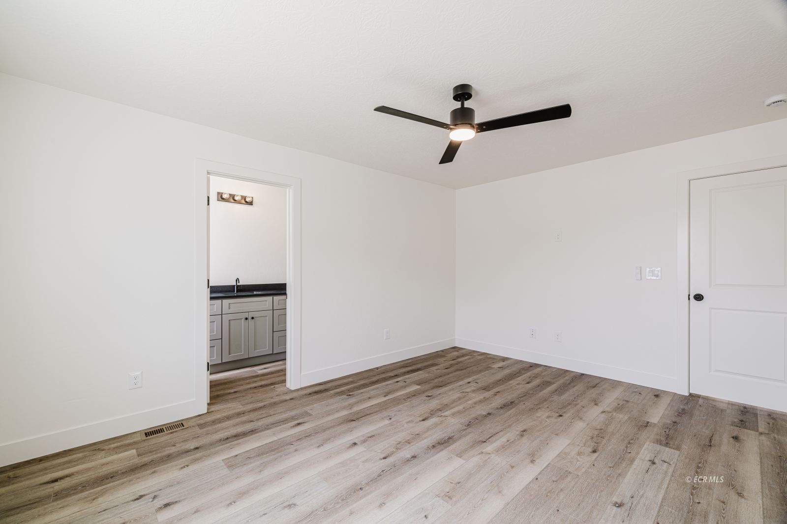 1287 Primrose Lane Property Photo 16