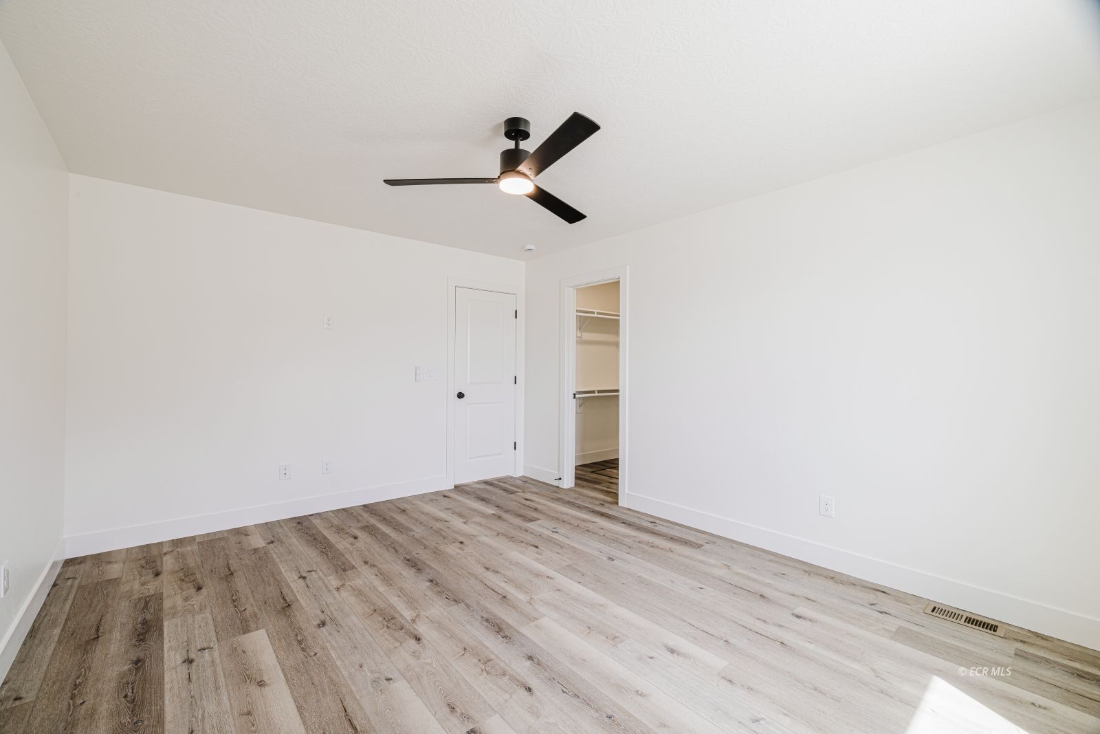 1287 Primrose Lane Property Photo 18
