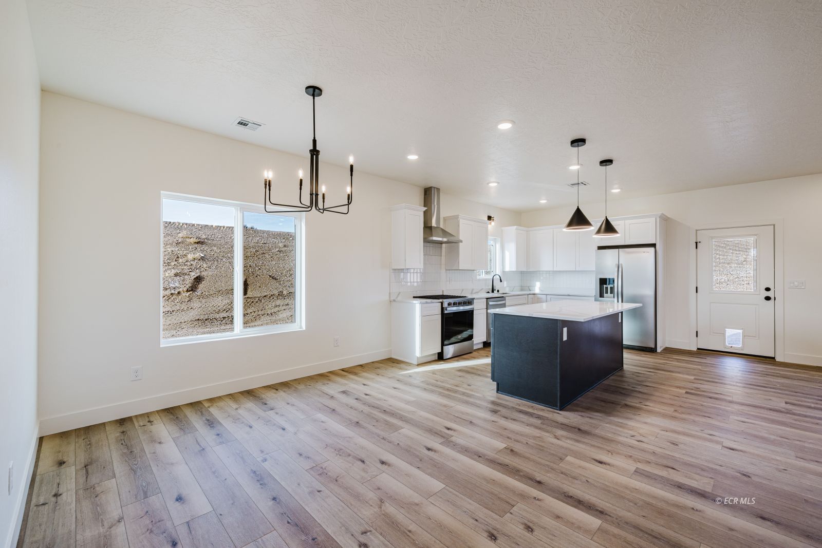 2966 Eleanor Court Property Photo 6