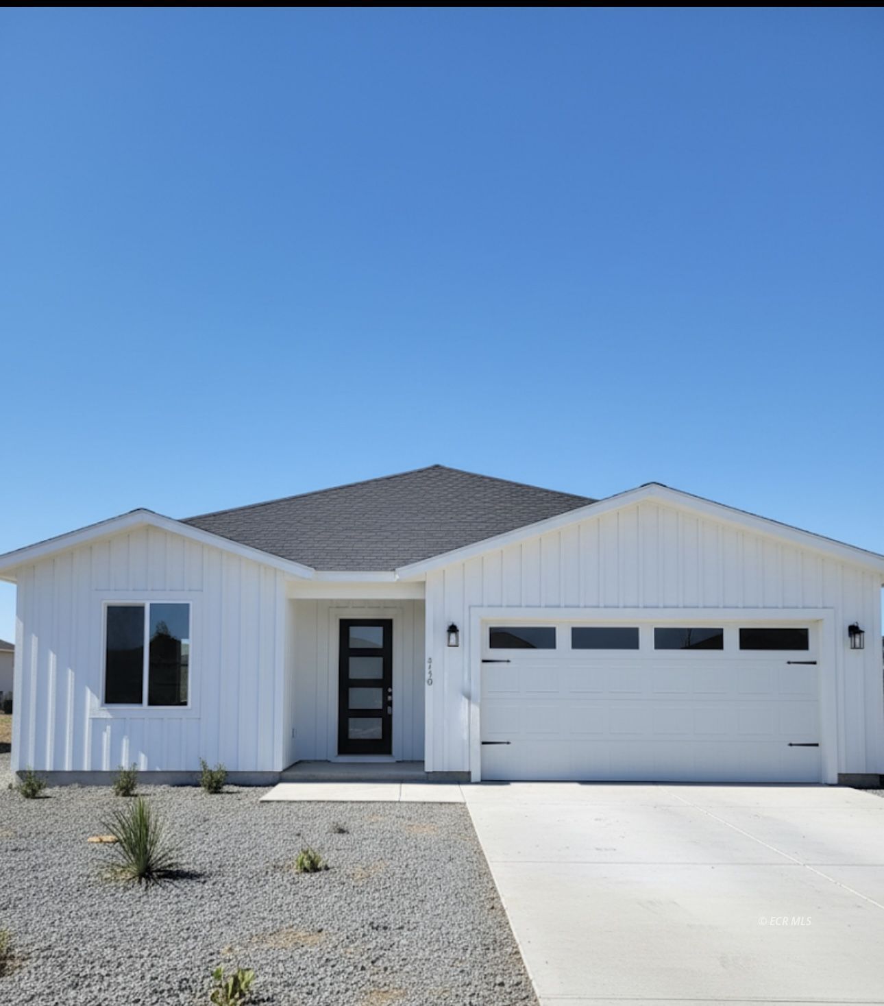 1266 Primrose Lane Property Photo 3