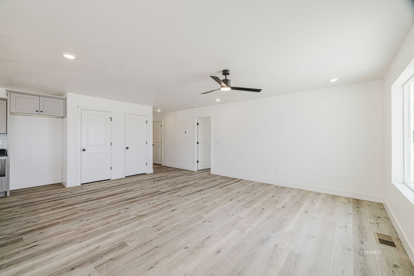 1266 Primrose Lane Property Photo 20