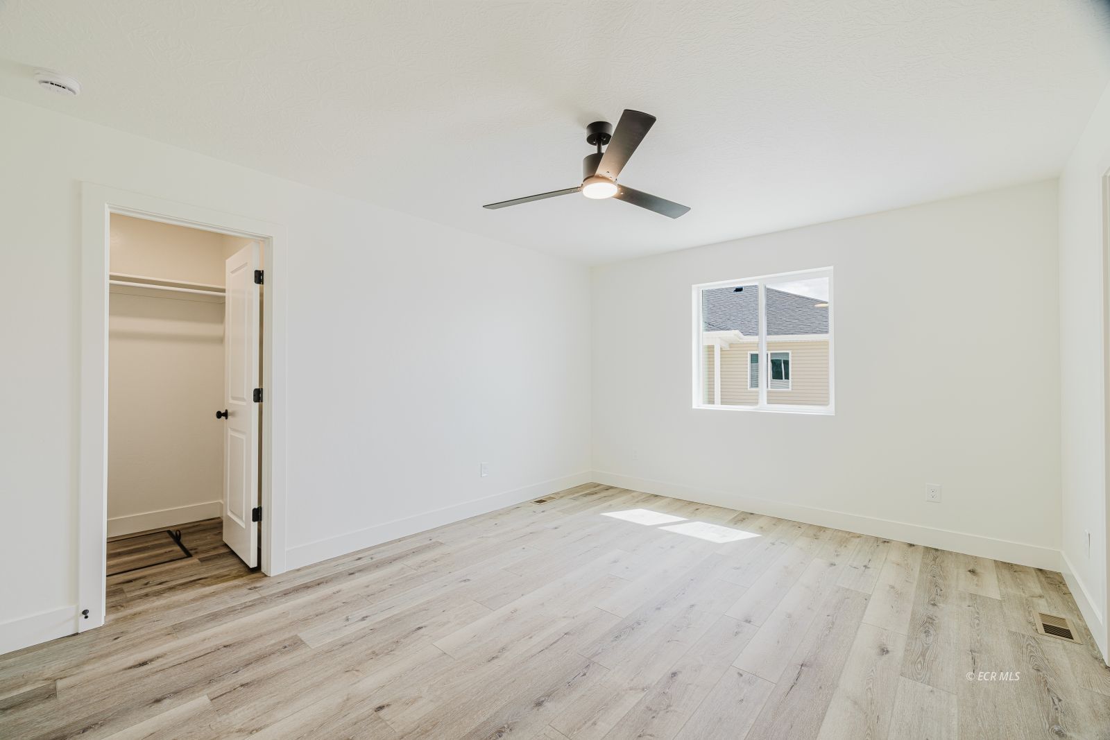 1266 Primrose Lane Property Photo 32