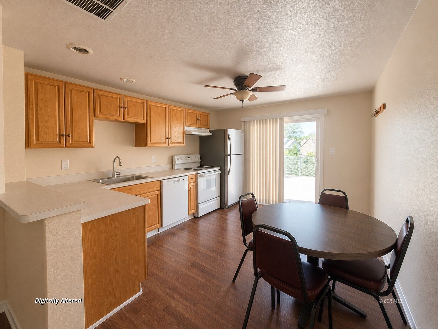 607 S 5th Street Property Photo 3