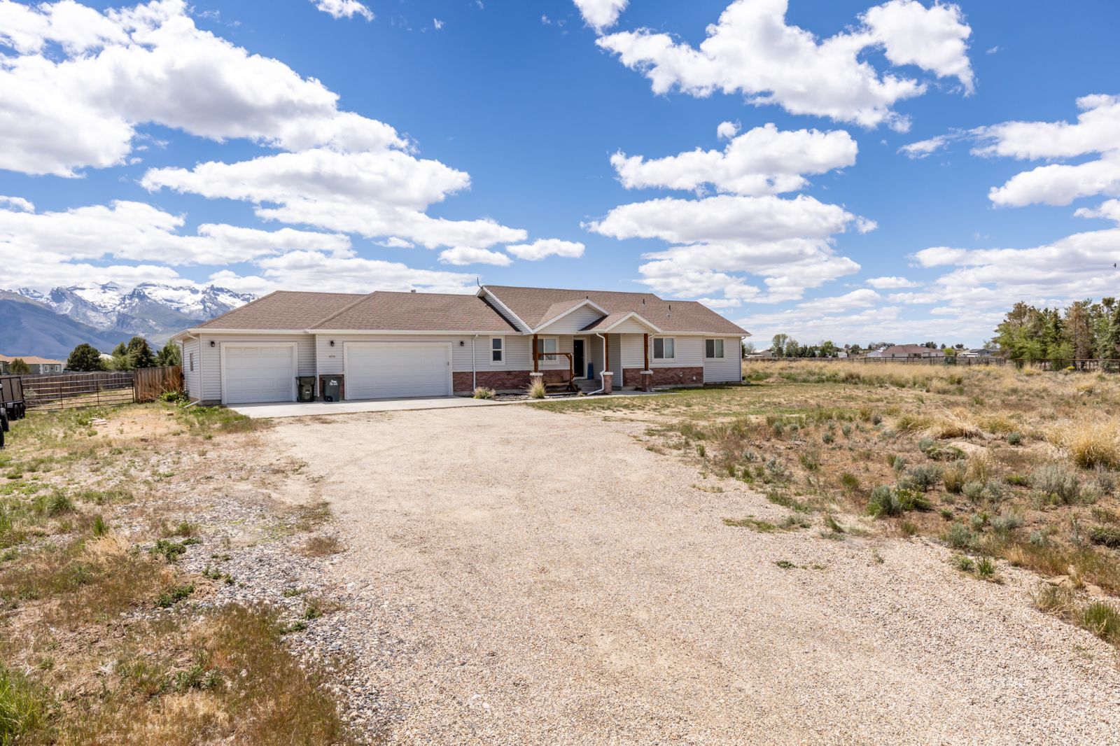 878 Abeyta Drive Property Photo 1