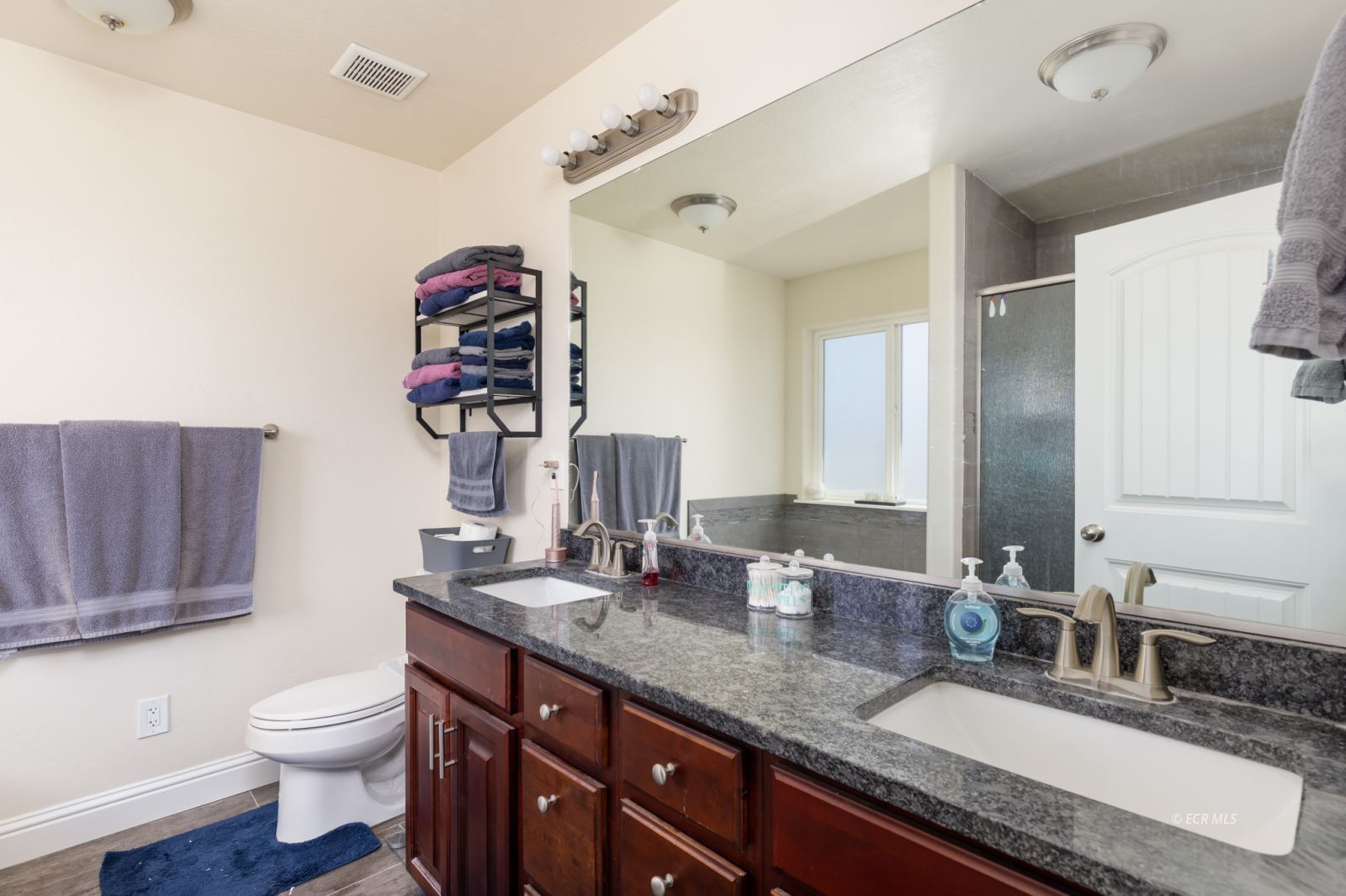878 Abeyta Drive Property Photo 14