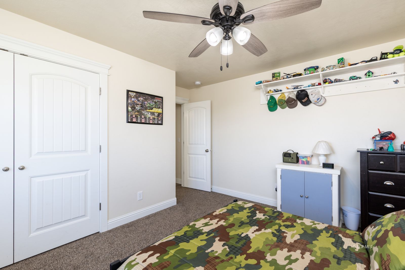 878 Abeyta Drive Property Photo 21