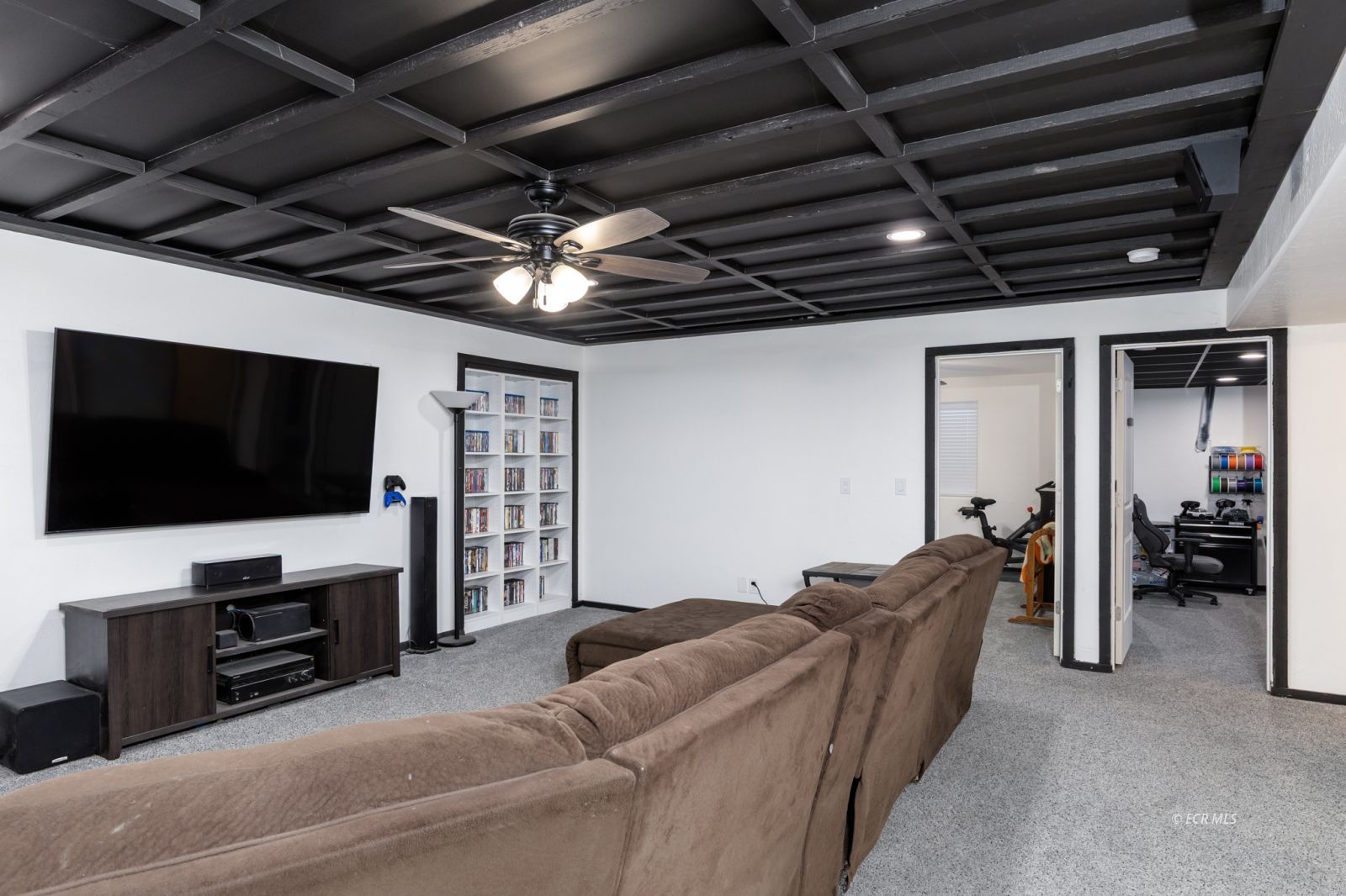 878 Abeyta Drive Property Photo 24