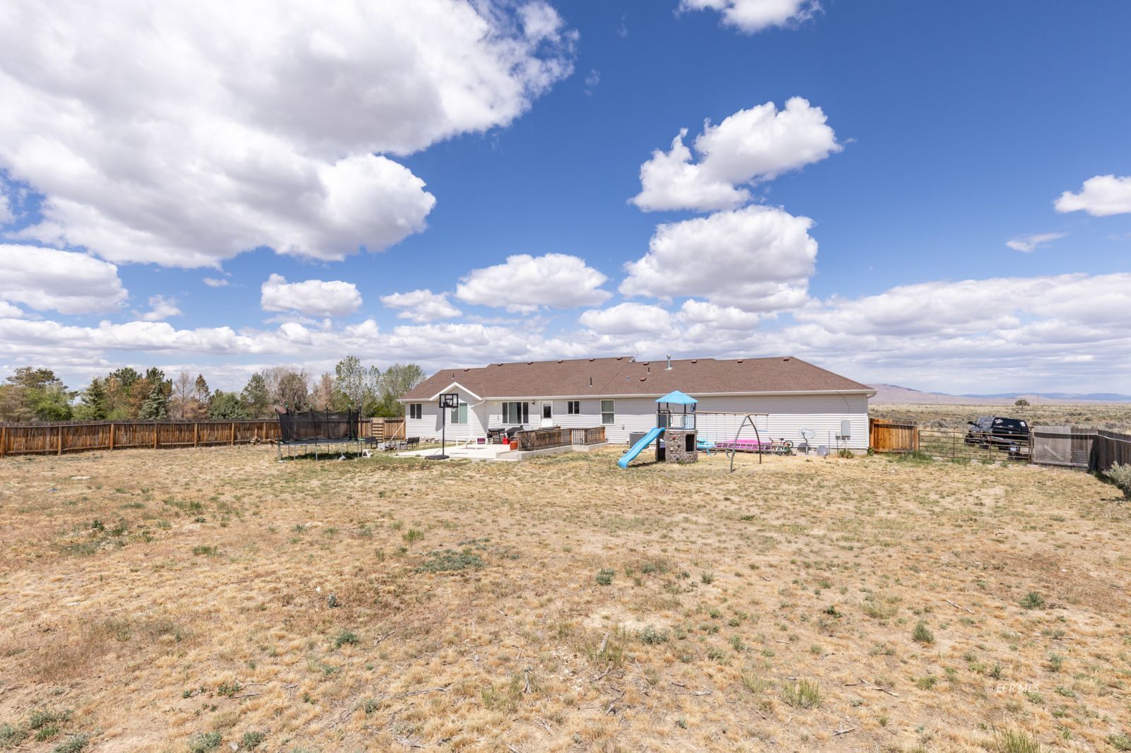 878 Abeyta Drive Property Photo 32