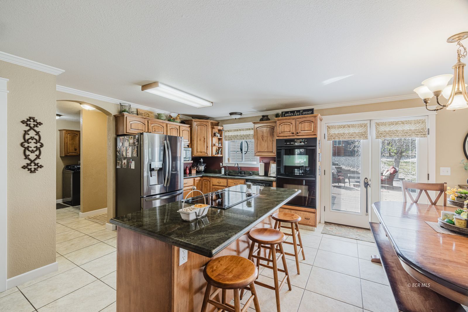 393 Palace Circle Property Photo 10