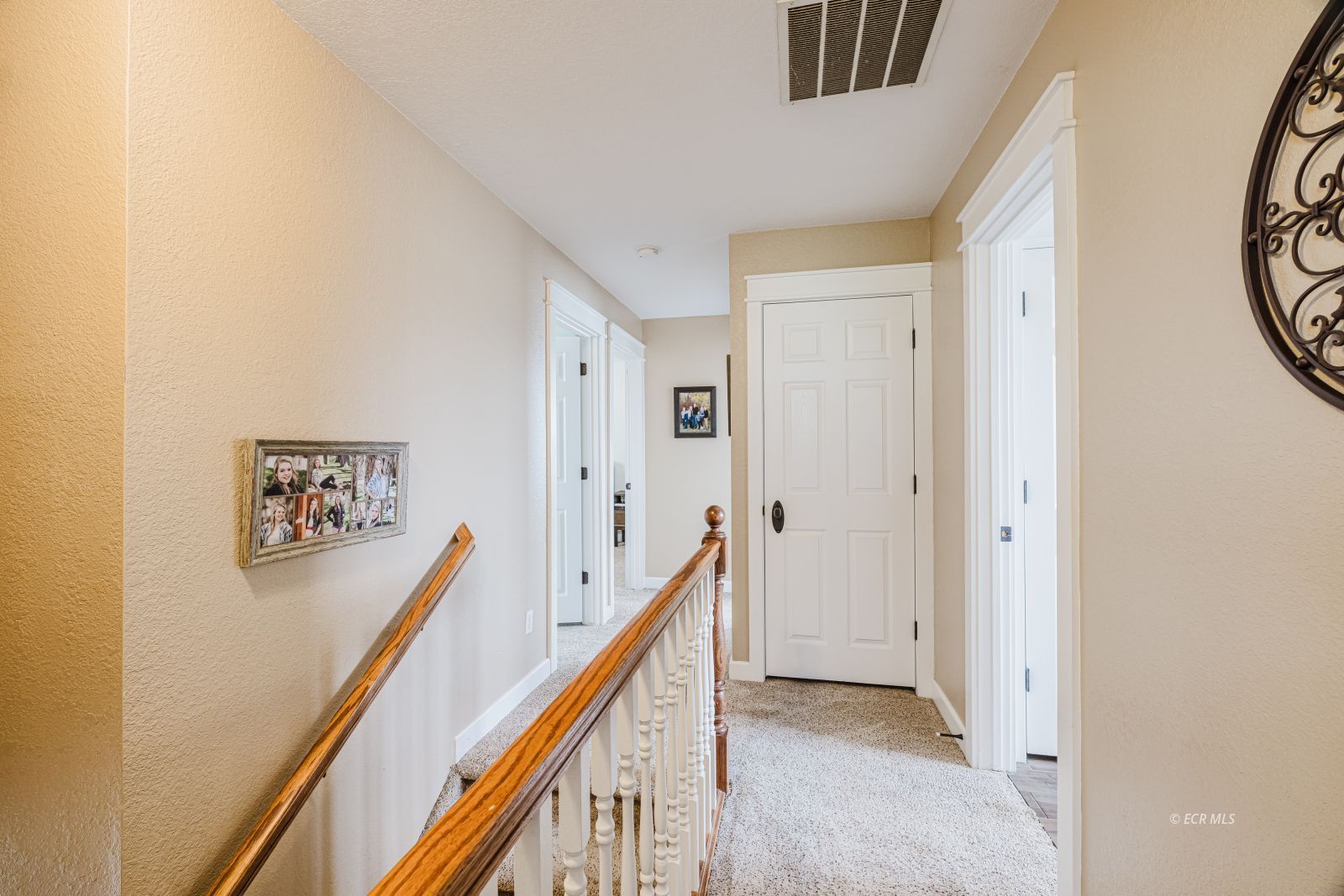 393 Palace Circle Property Photo 23