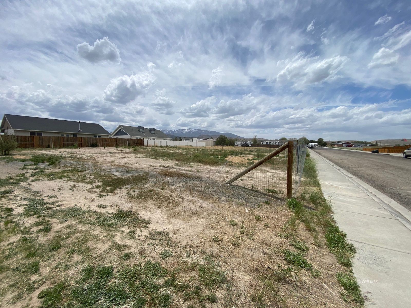 880 Tobar Street Property Photo 1