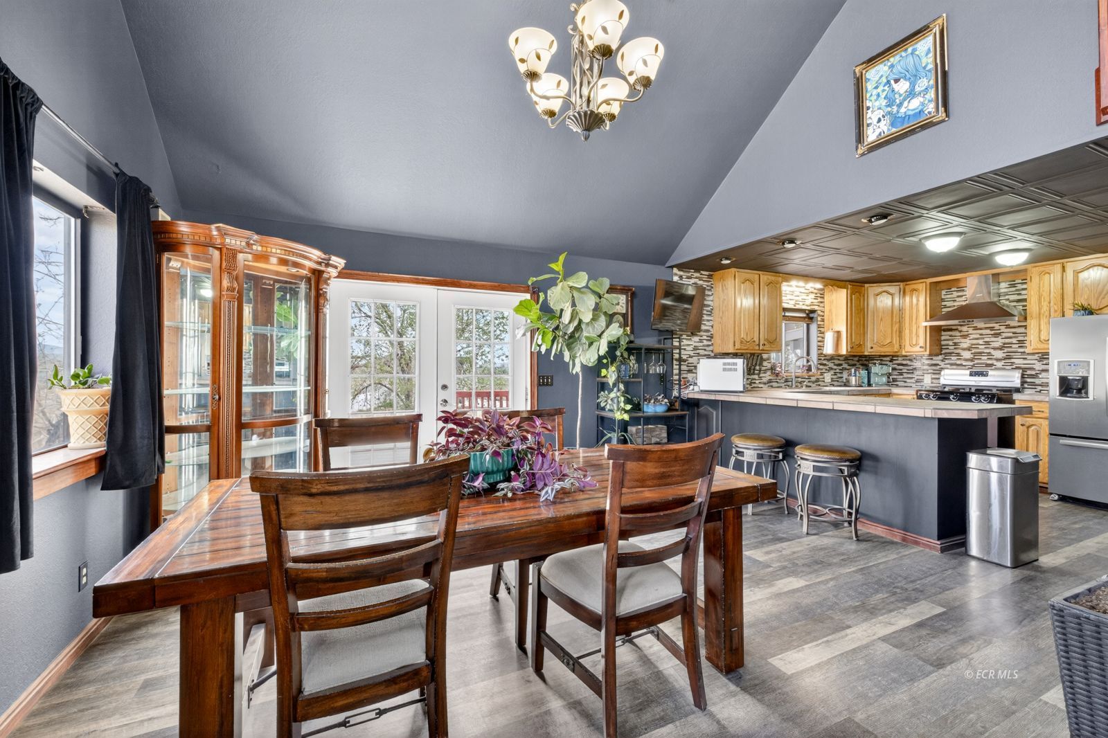 408 Cameo Drive Property Photo 13