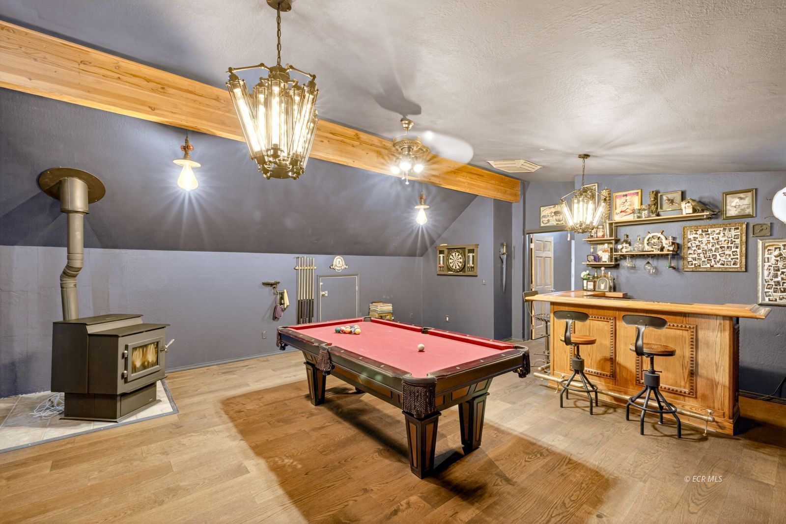 408 Cameo Drive Property Photo 18