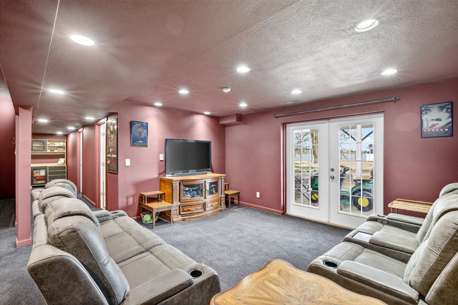 408 Cameo Drive Property Photo 26