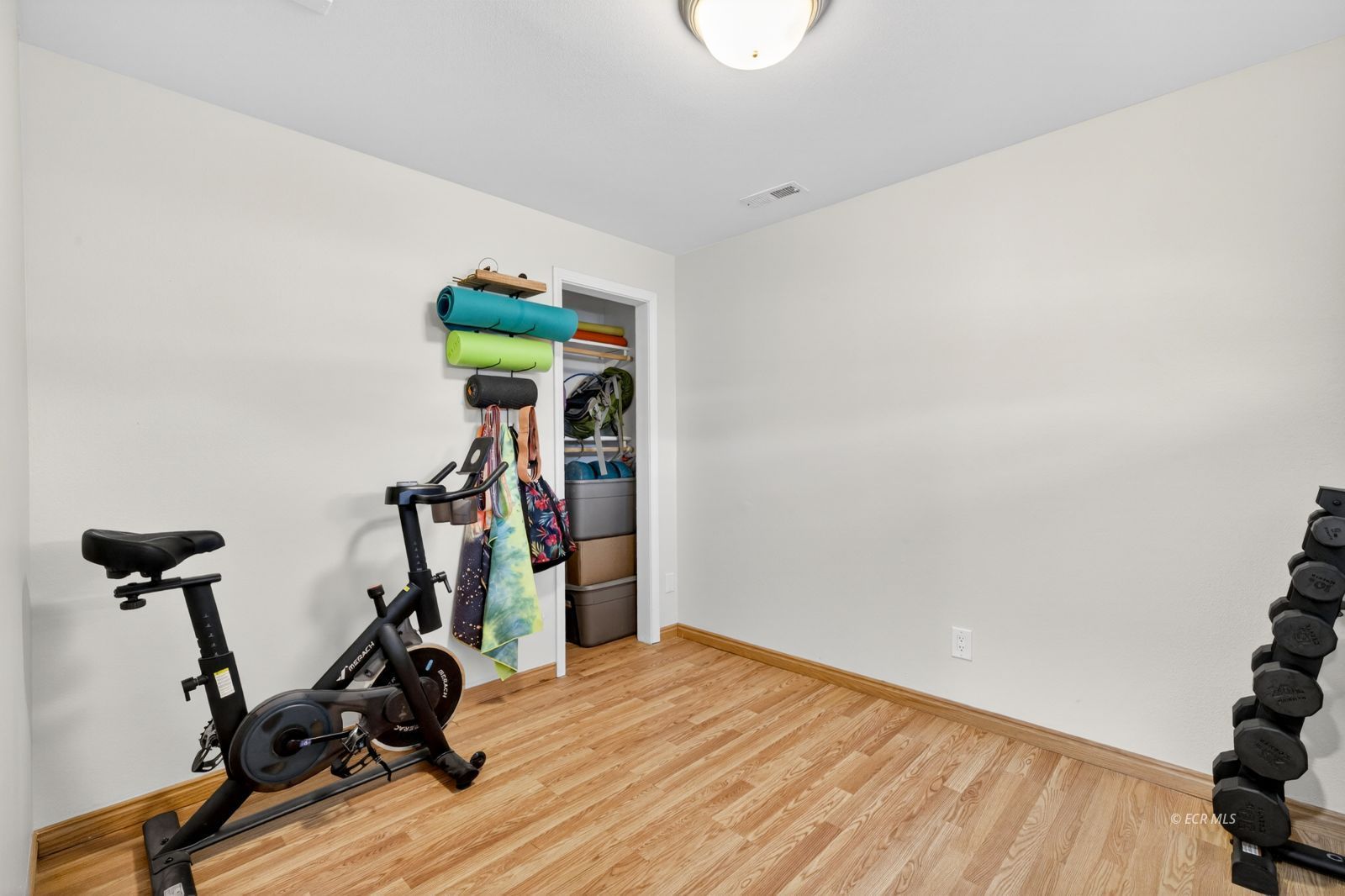 408 Cameo Drive Property Photo 34