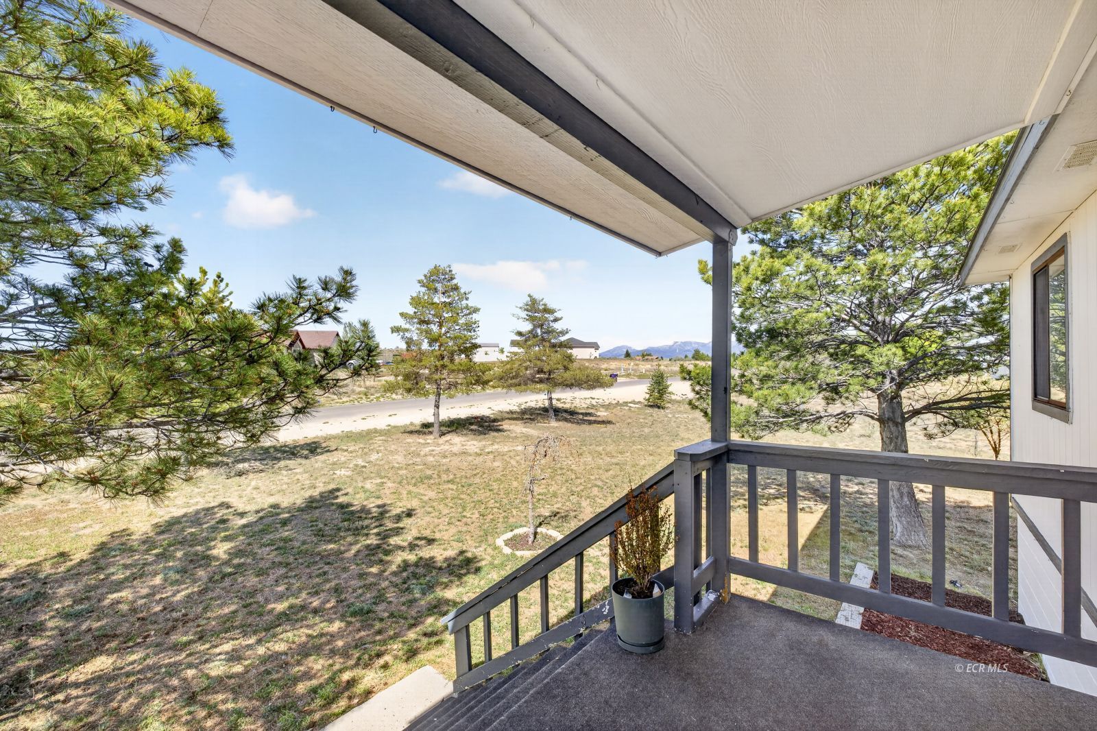 408 Cameo Drive Property Photo 39