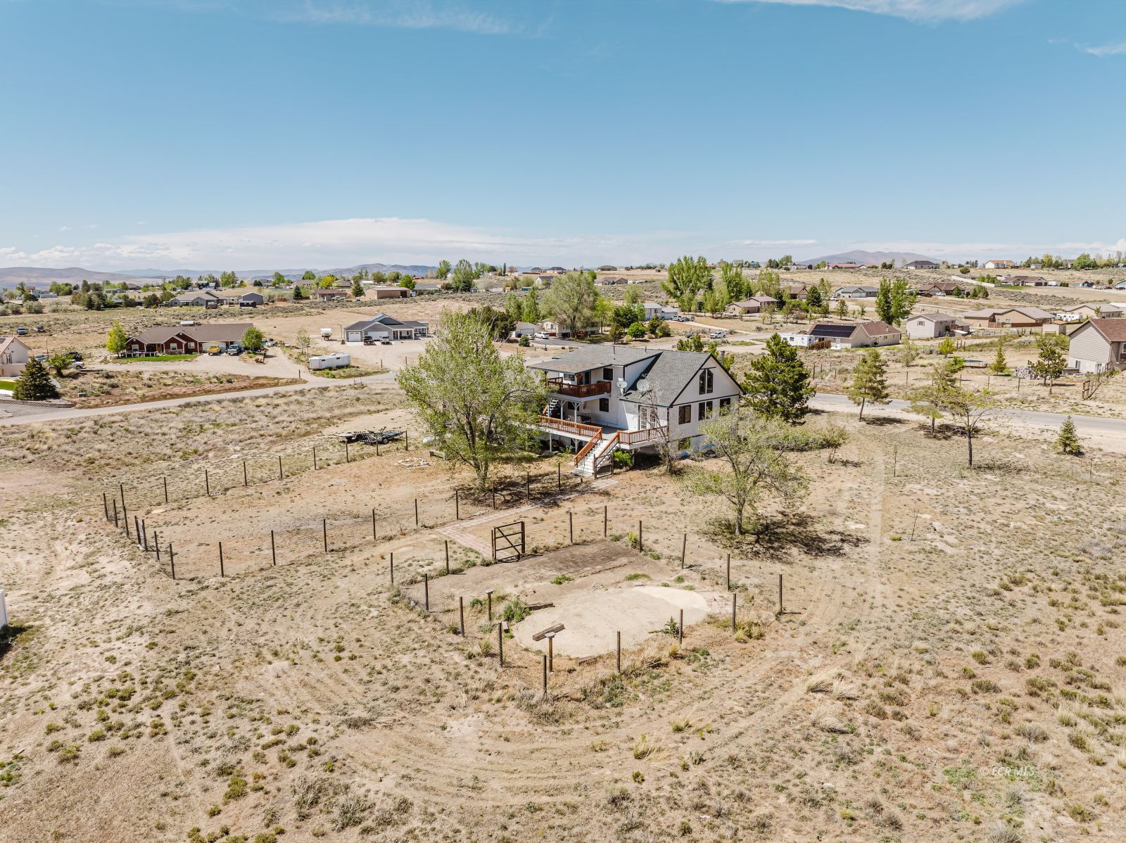 408 Cameo Drive Property Photo 40