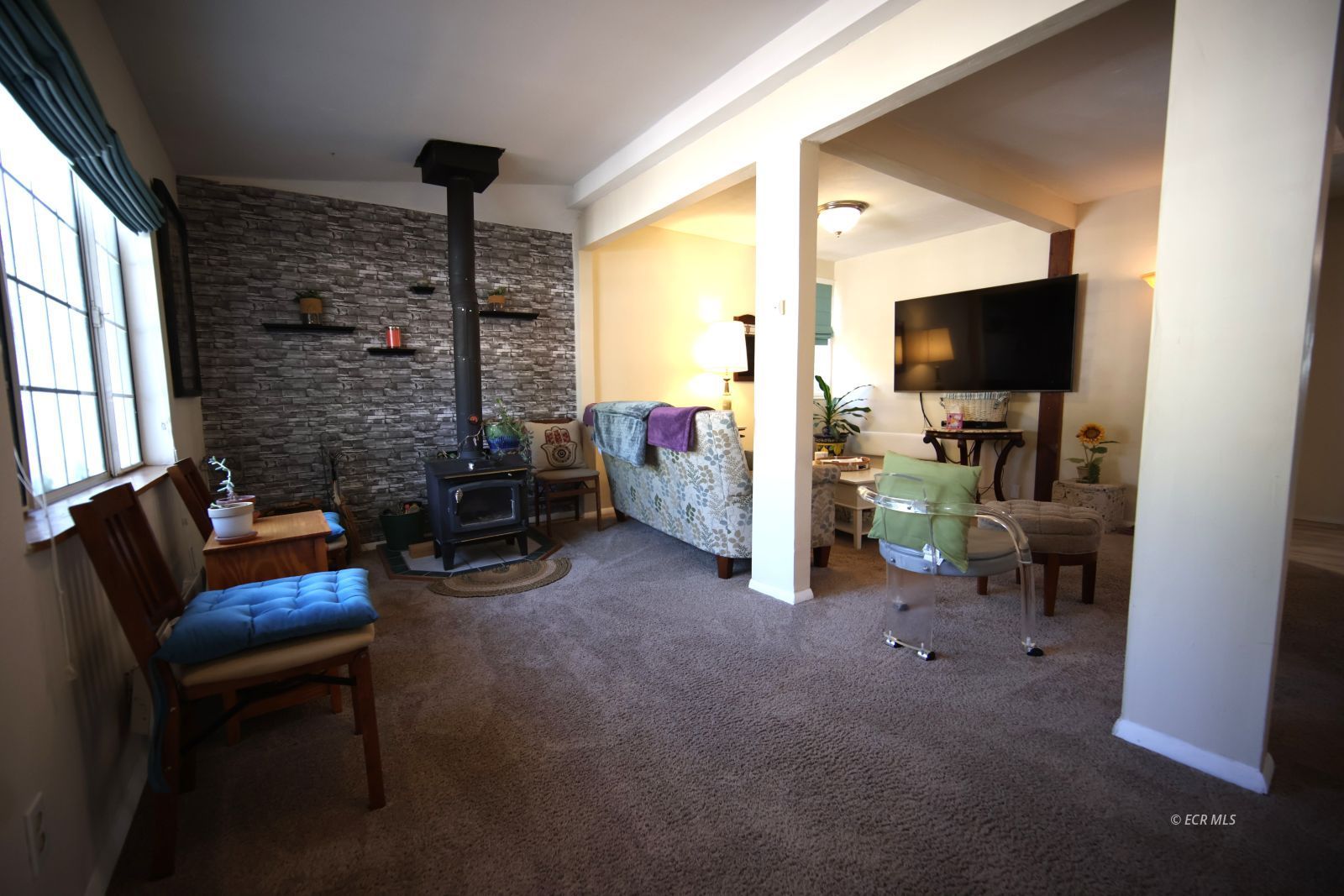 430 Walnut Street Property Photo 6