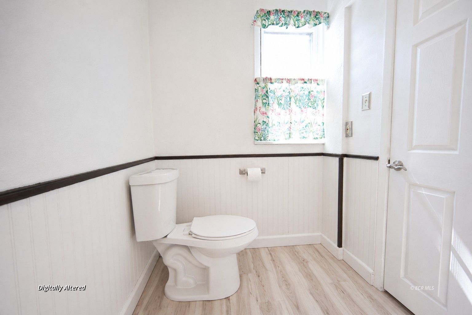 430 Walnut Street Property Photo 12