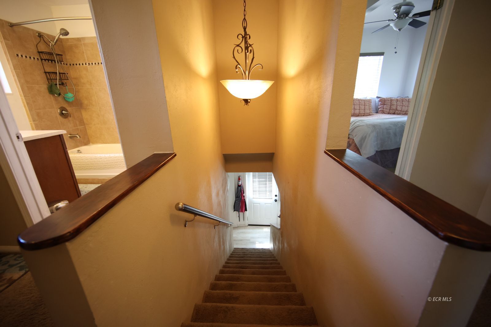 430 Walnut Street Property Photo 19