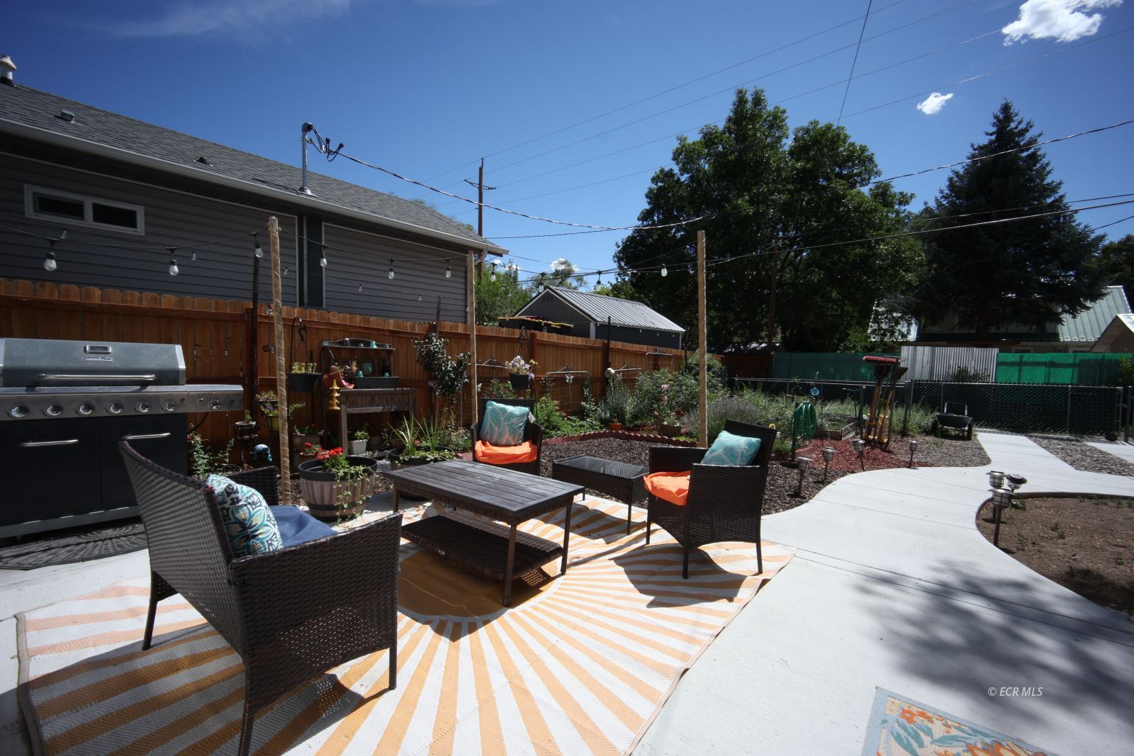 430 Walnut Street Property Photo 22