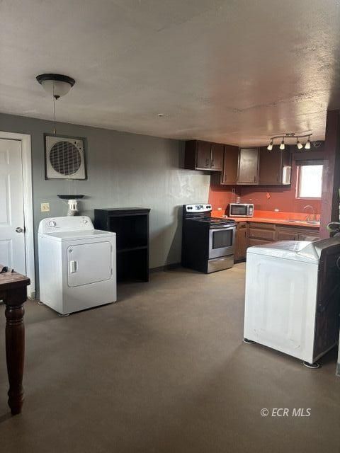 402 State Route 278 . Property Photo 5