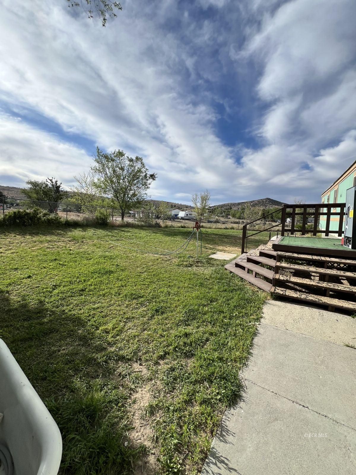 467 Smokey Place Property Photo 2