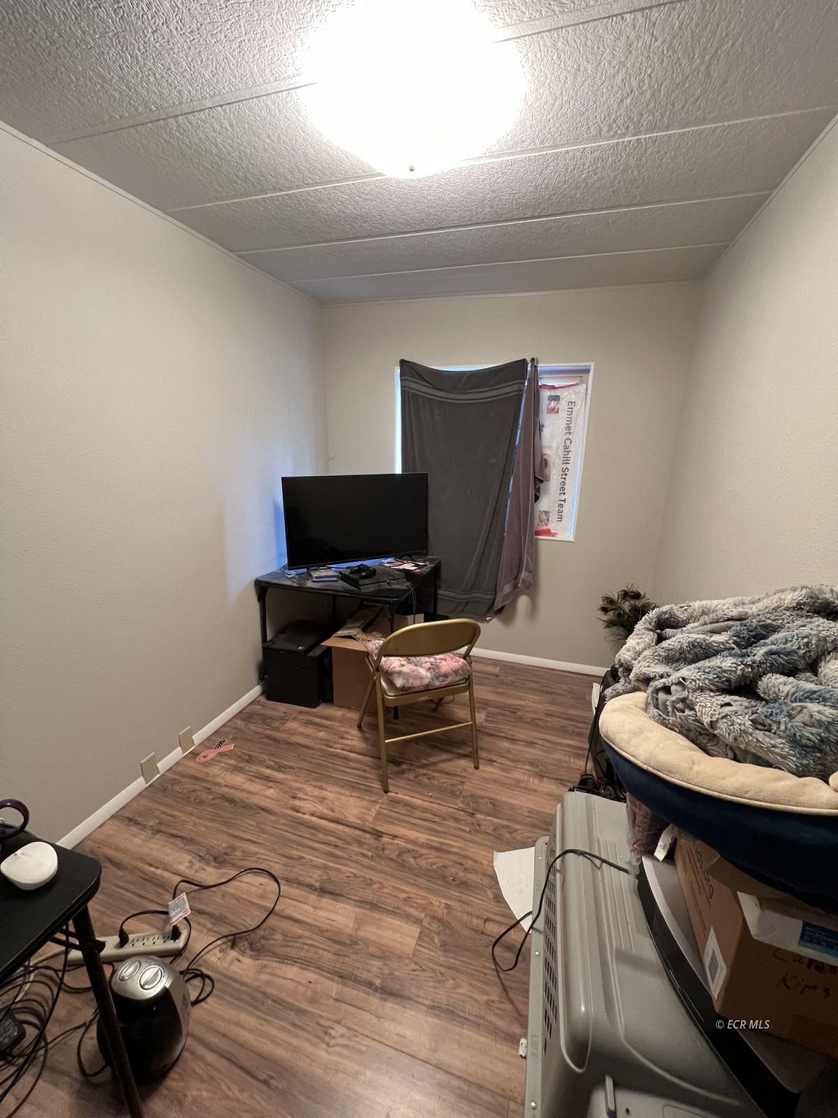 467 Smokey Place Property Photo 15