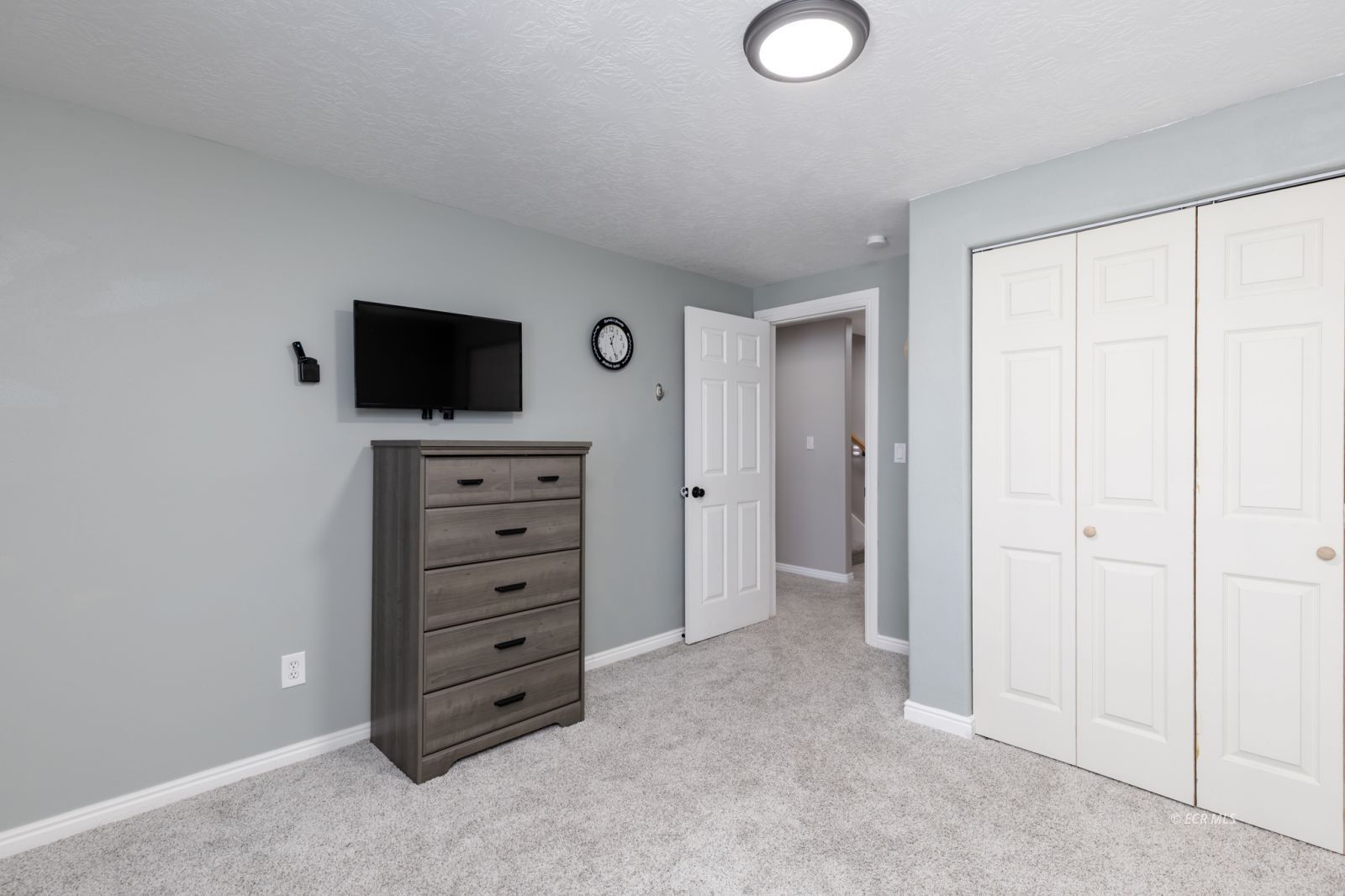 939 Blue Jay Drive Property Photo 35