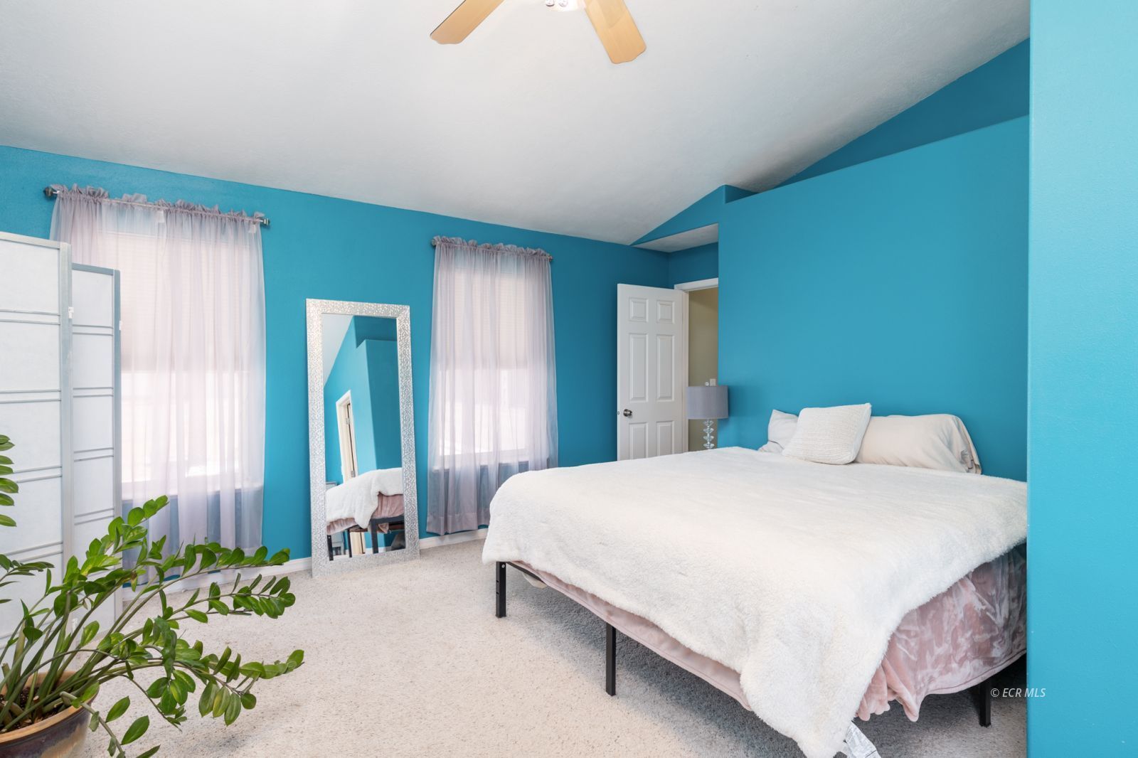 122 Spring Creek Parkway Property Photo 14