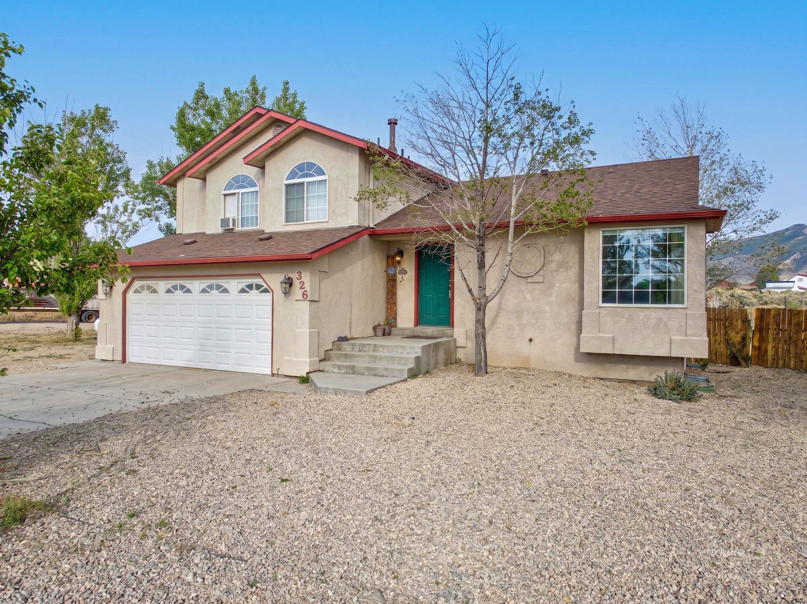 326 Ashburn Place Property Photo 4