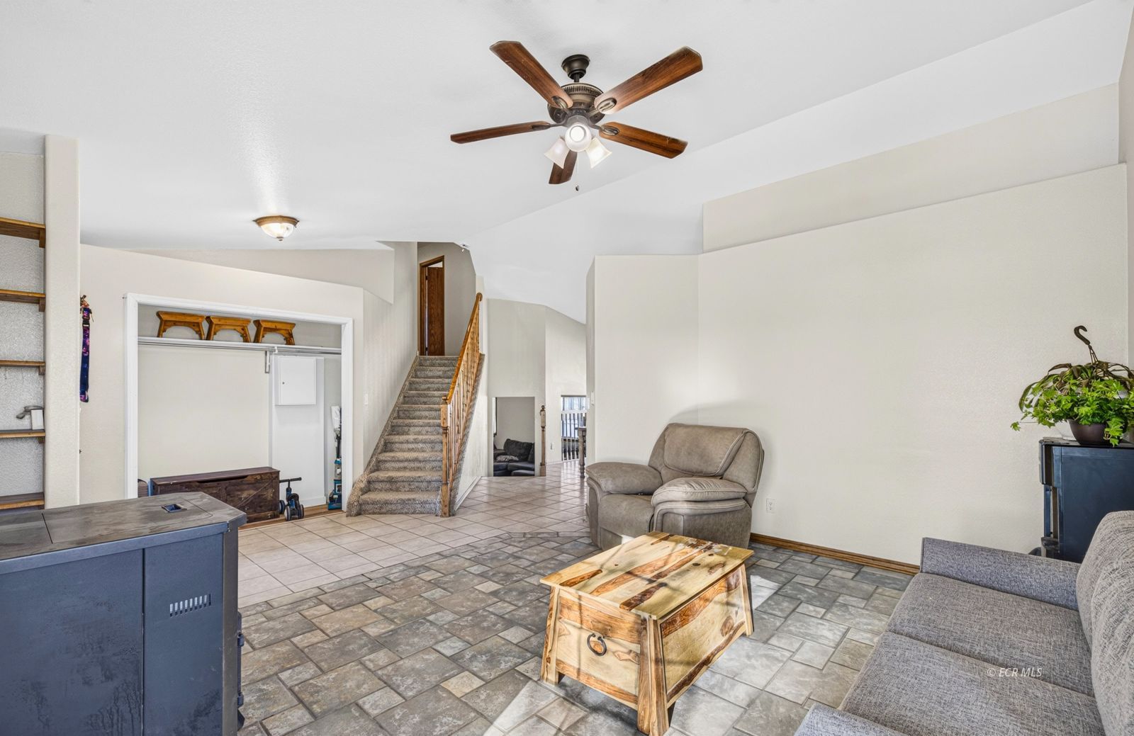 326 Ashburn Place Property Photo 19