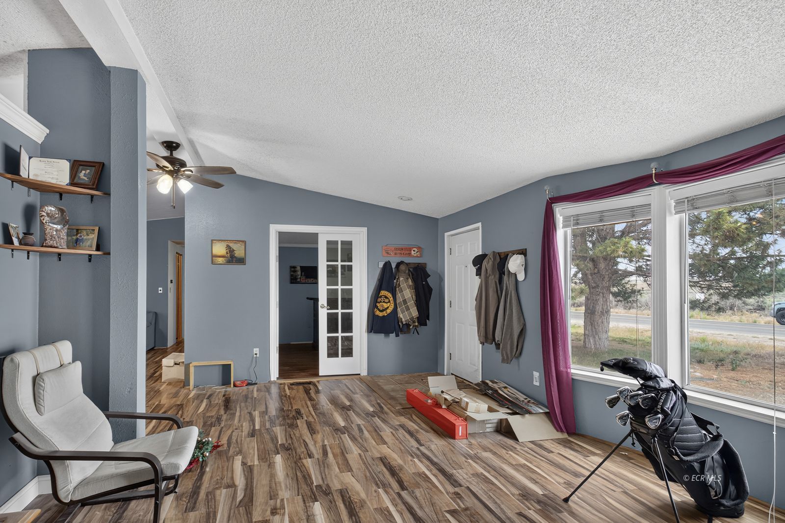 138 Springfield Parkway Property Photo 7
