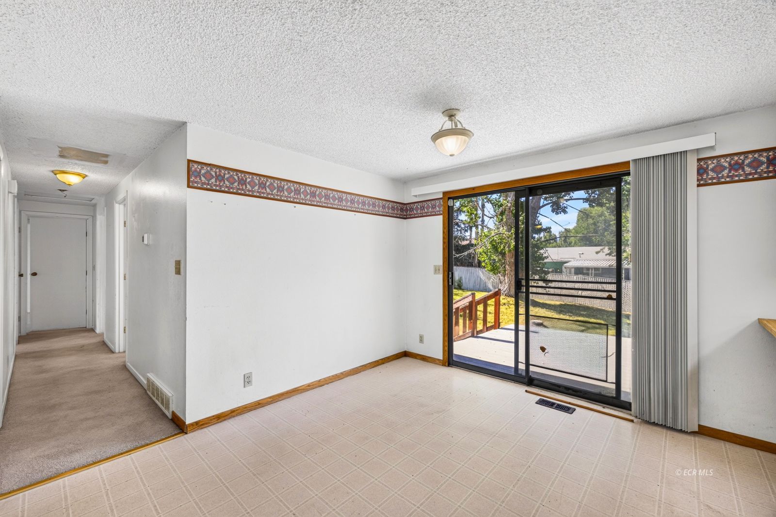 104 Barite Street Property Photo 7