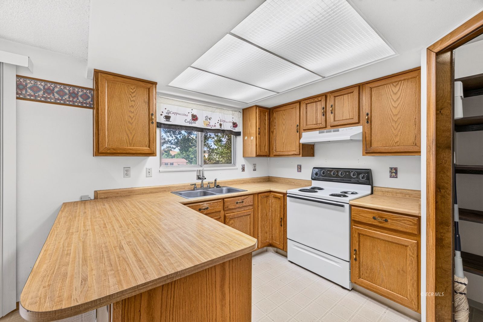 104 Barite Street Property Photo 10