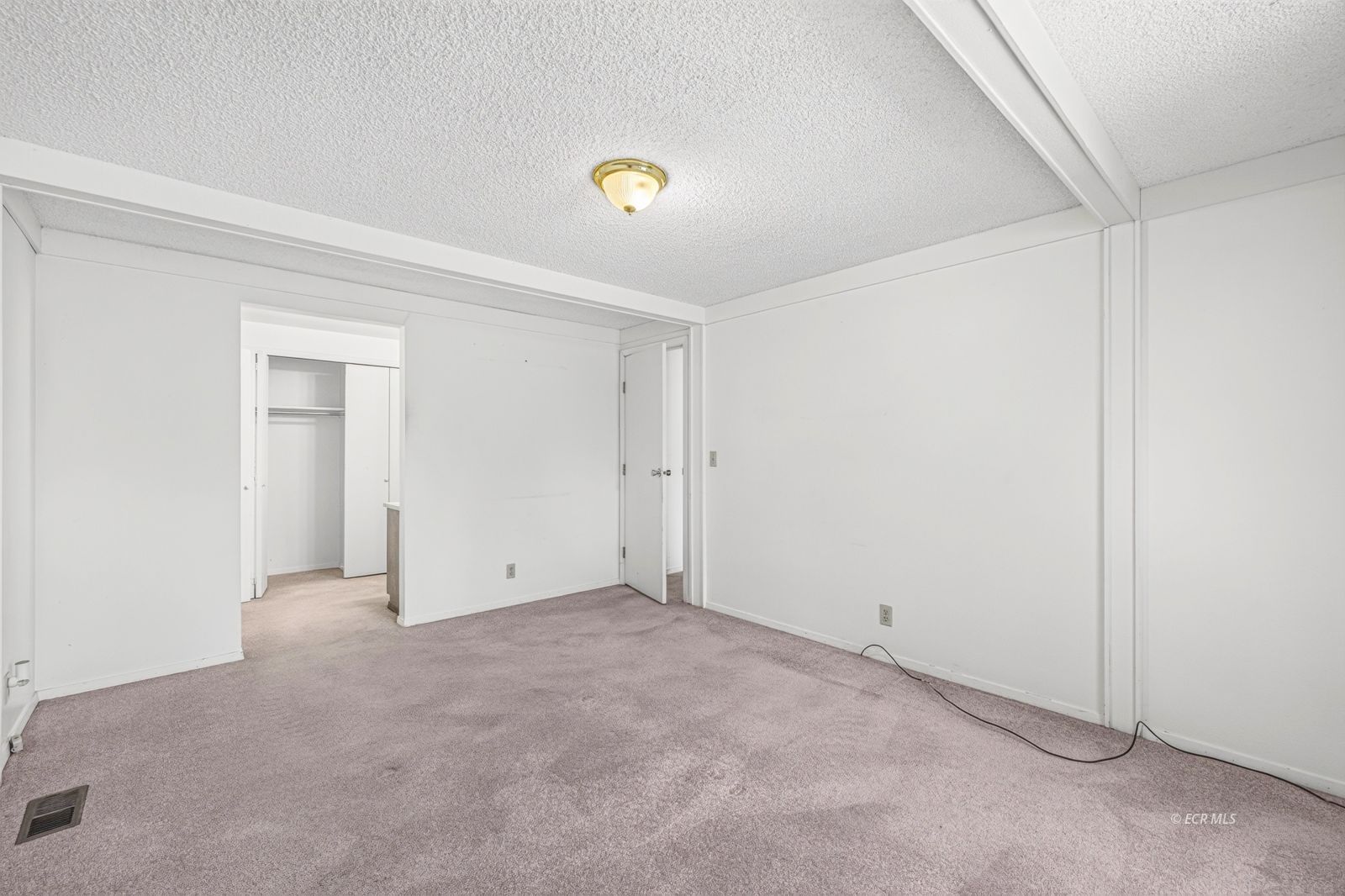 104 Barite Street Property Photo 14