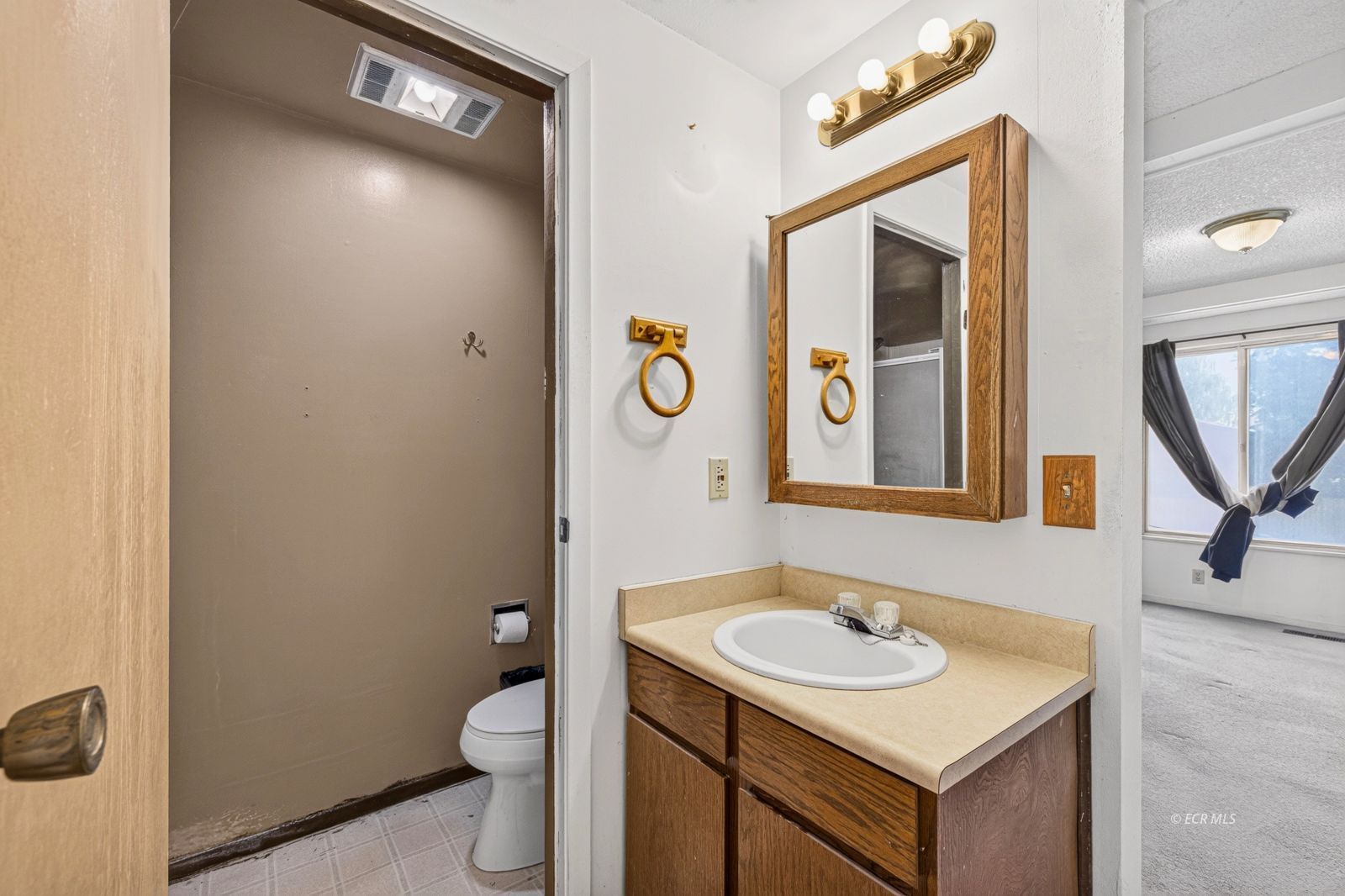 104 Barite Street Property Photo 16