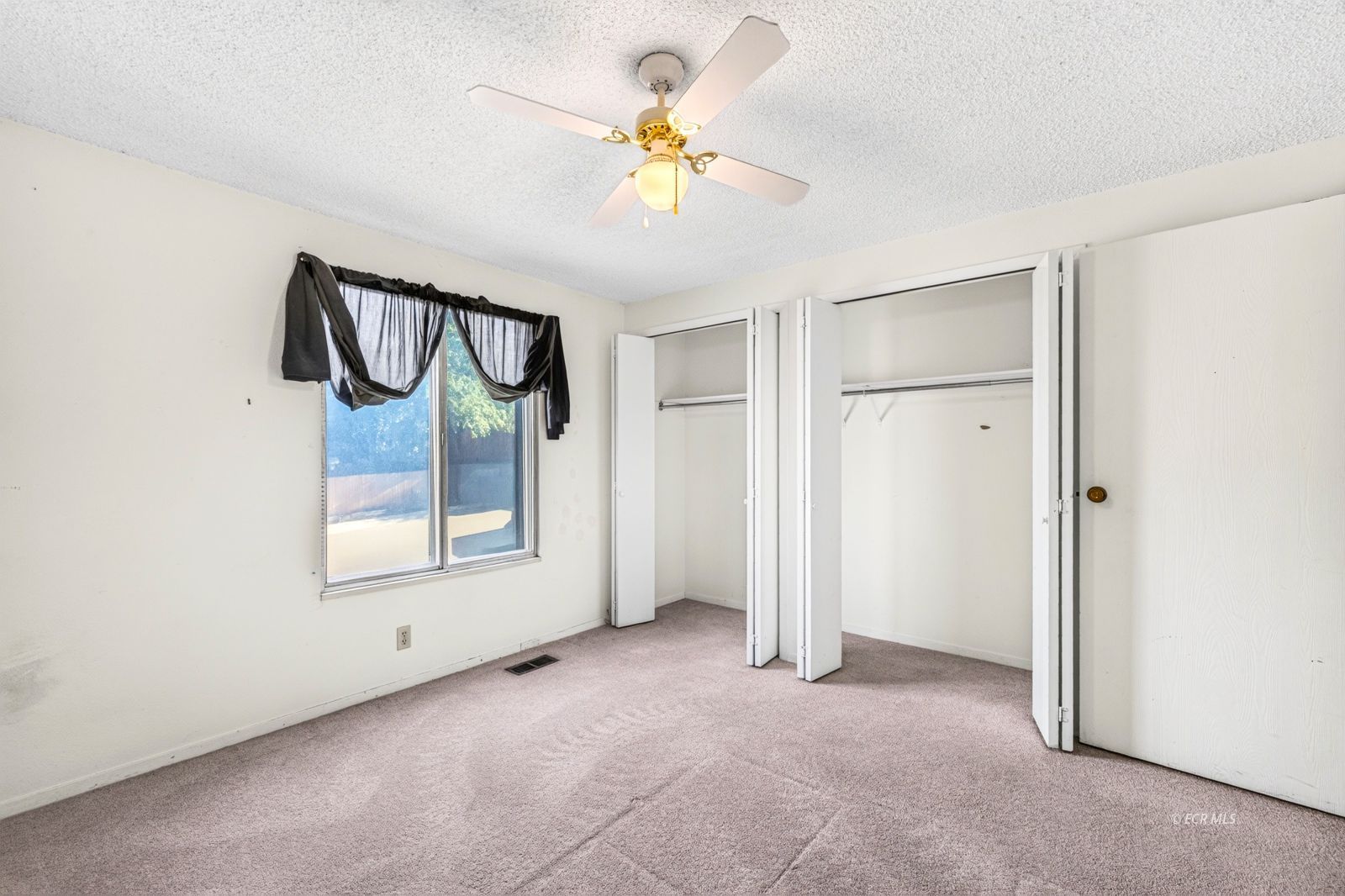 104 Barite Street Property Photo 17