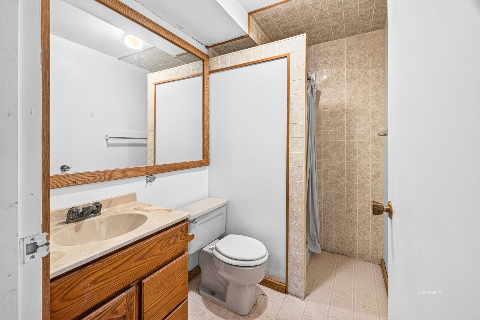 104 Barite Street Property Photo 28