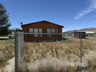 926 Spring Valley Parkway Property Photo 5