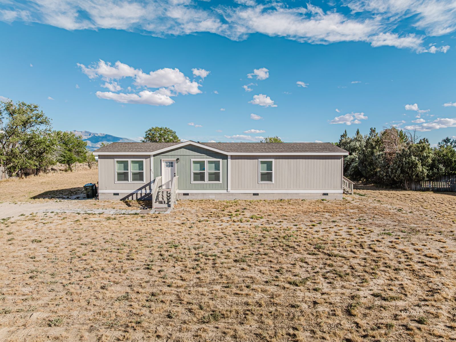 937 Spring Valley Parkway Property Photo 1